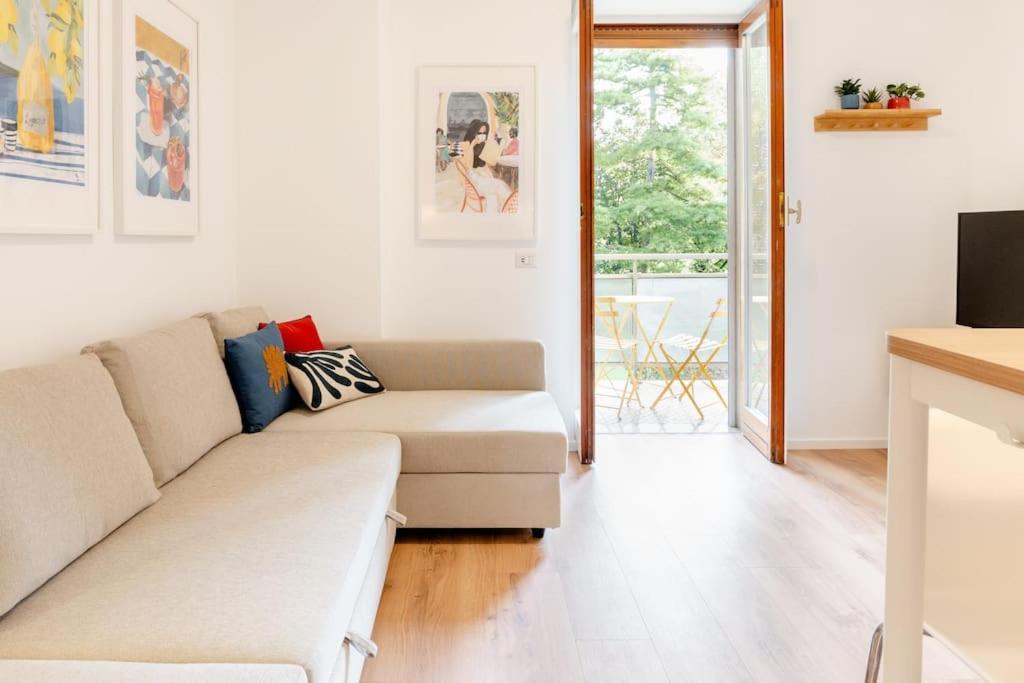 Luxury 1 Bedroom Apartment, Close To San Siro, Fiera And 10 Min Metro To Duomo Milán Exterior foto