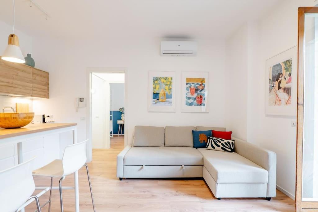 Luxury 1 Bedroom Apartment, Close To San Siro, Fiera And 10 Min Metro To Duomo Milán Exterior foto