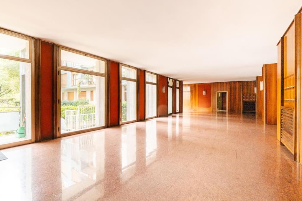 Luxury 1 Bedroom Apartment, Close To San Siro, Fiera And 10 Min Metro To Duomo Milán Exterior foto